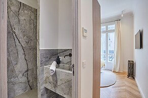 4 Rooms Apartment Opera Vendome