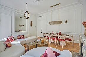 4 Rooms Apartment Opera Vendome