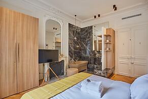 4 Rooms Apartment Opera Vendome