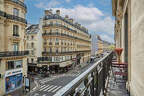 4 Rooms Apartment Opera Vendome