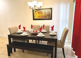 4bed Home in Storey Lake With Private Pool