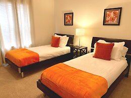 4bed Home in Storey Lake With Private Pool