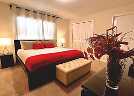 4bed Home in Storey Lake With Private Pool