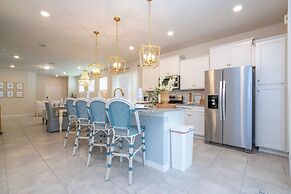 Amazing 5 Suite Home With Resort-style Amenities