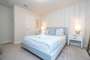 Amazing 5 Suite Home With Resort-style Amenities