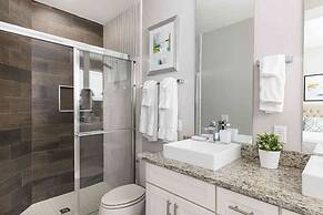 Chic 4 Bedroom at Summerville Minutes From Disney