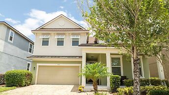 Beautiful 5 Bed Home in Solara With Private Pool