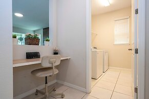 Beautiful 5 Bed Home in Solara With Private Pool