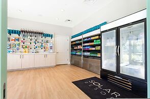 Beautiful 5 Bed Home in Solara With Private Pool