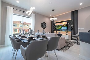 Luxury 3BR Home With Mario Bros Room Near Disney