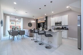 Luxury 3BR Home With Mario Bros Room Near Disney