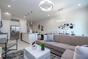 Luxury 3BR Home With Mario Bros Room Near Disney