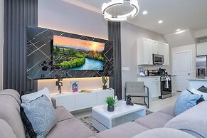 Luxury 3BR Home With Mario Bros Room Near Disney