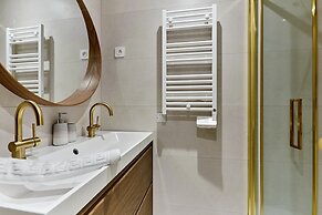 Superb Apartment Center of Paris