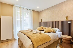 Superb Apartment Center of Paris