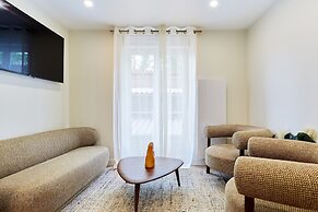 Superb Apartment Center of Paris