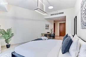bnbme | Damac Waves Tower | 3 + Maids