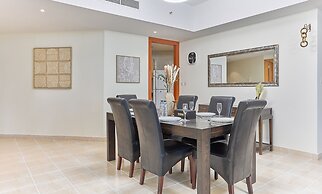 bnbme | Damac Waves Tower | 3 + Maids