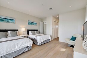 Luxurious Beach Retreat w/ Heated Pool&basketball