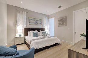 Luxurious Beach Retreat w/ Heated Pool&basketball