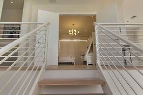 Luxurious Beach Retreat w/ Heated Pool&basketball