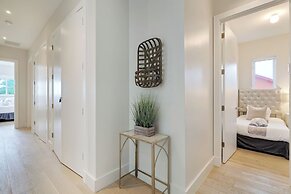 Luxurious Beach Retreat w/ Heated Pool&basketball