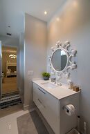 Luxurious Beach Retreat w/ Heated Pool&basketball