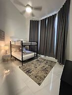 Luxurious 7-Bedroom Villa with Pool & Games