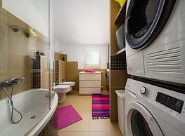 Cozy Apartment With Children Area