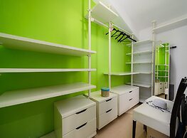 Cozy Apartment With Children Area