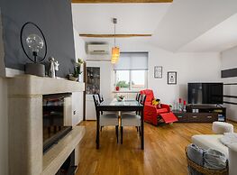 Cozy Apartment With Children Area