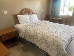 Apple Valley Motel