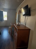 Apple Valley Motel