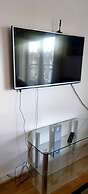 Bushwood, Ldn 2bed Apt-balcony-parking