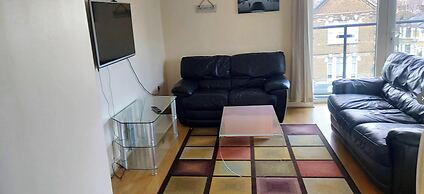 Bushwood, Ldn 2bed Apt-balcony-parking