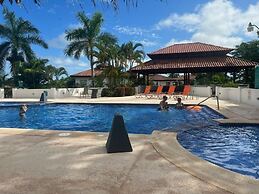 Ocean Village Club O15