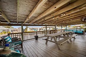 Canal Front Beach Home, Private Pool