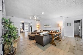 Canal Front Beach Home, Private Pool