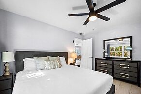 Canal Front Beach Home, Private Pool