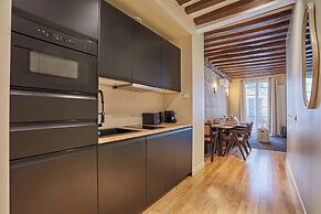 New Apartment Center of Paris Place de la Bourse