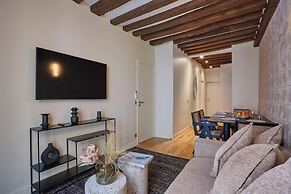 New Apartment Center of Paris Place de la Bourse