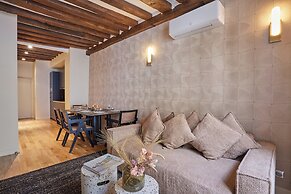 New Apartment Center of Paris Place de la Bourse