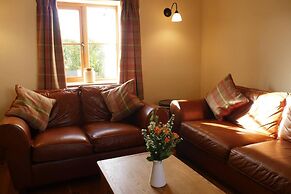 Cherry Trees - 2 Bedrooms -pets Ok - Woodburner