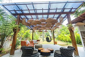 Villa dos Parikas