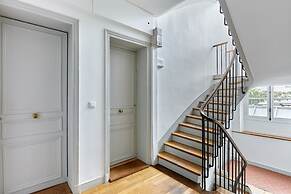 Charming 1 Bedroom Apartment Le Marais