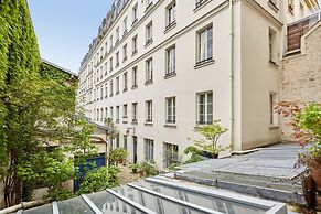 Charming 1 Bedroom Apartment Le Marais
