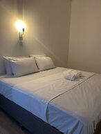 Grand' Hostel