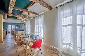 Wonderful Apartment Terrace Center of Paris