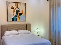 Luxury studio & Centric flat