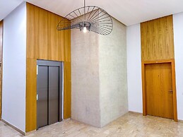 Luxury studio & Centric flat